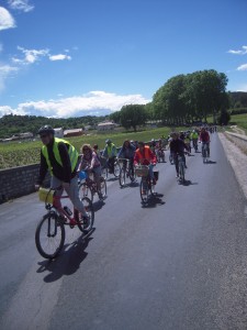 Le pont sur le Lez entre Montferrier et Prades le Lez : beaucoup trop étroit!